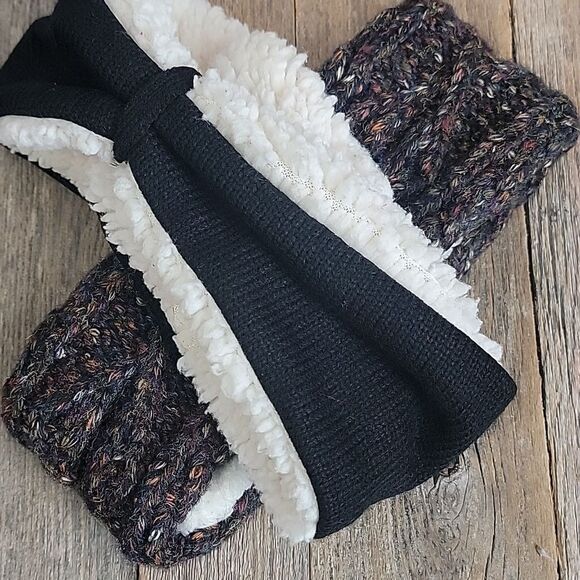 David and Young  & Bearpaw ear warmers bundle of 2 - Picture 6 of 6